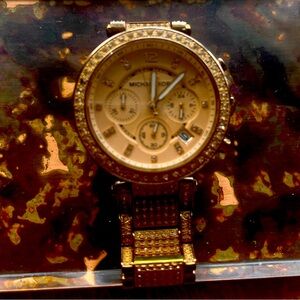Sparkly Rose gold Michael kors watch